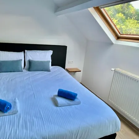 Maison De 36 Personnes 호텔 3*