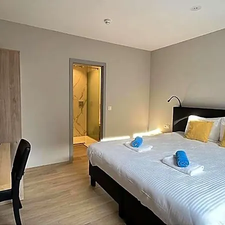 ホテル Maison De 30 Personnes ブイヨン