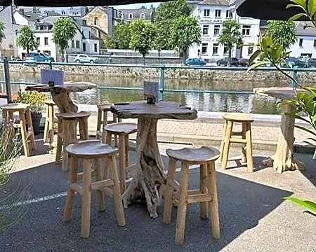 Maison De 30 Personnes ホテル ブイヨン