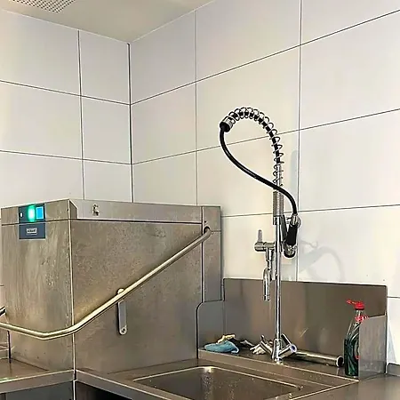 Maison De 30 Personnes ホテル 3*